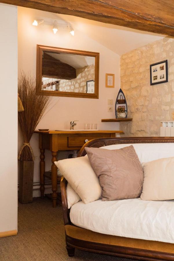 Le Clos Des Fayes Berthegon Kültér fotó