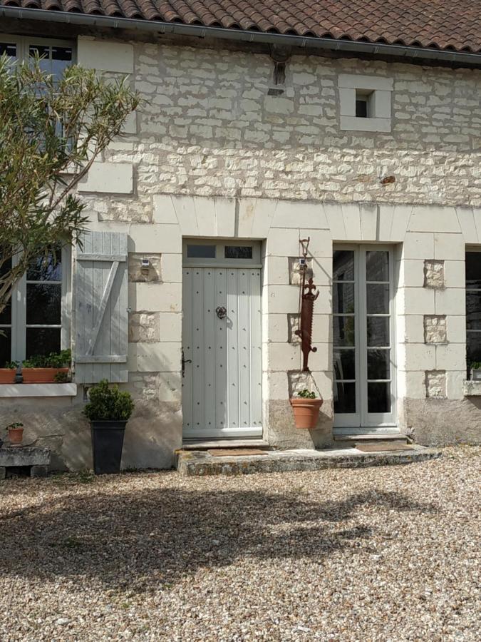 Le Clos Des Fayes Berthegon Kültér fotó